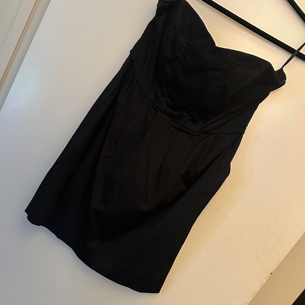 H&M Black Strapless Dress with pockets